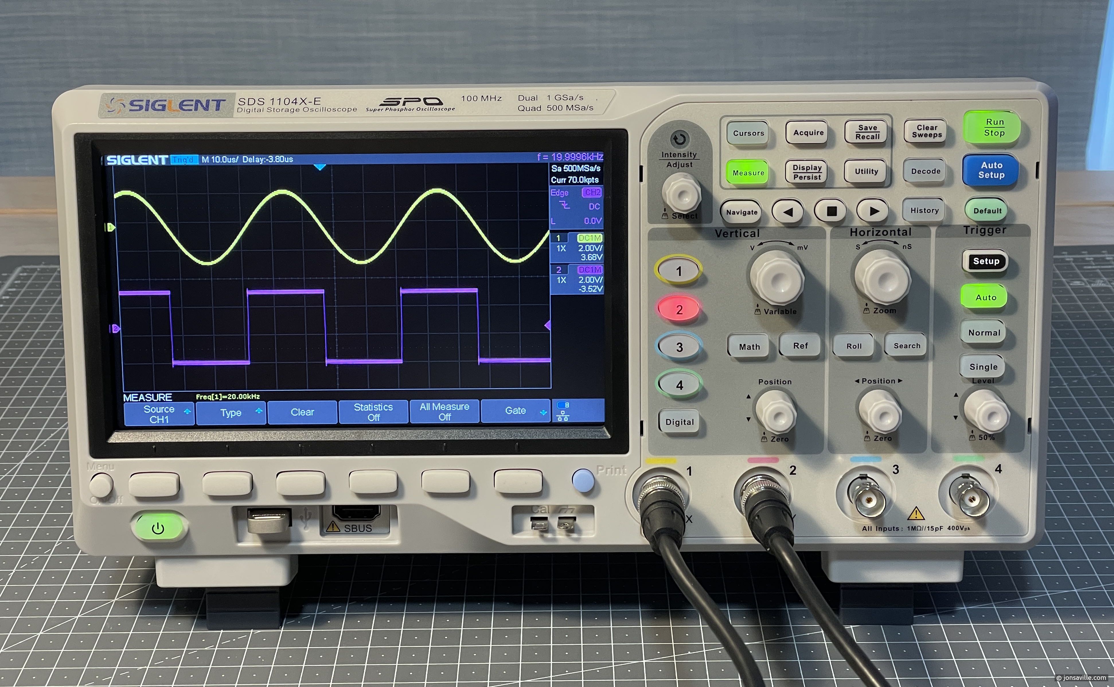 Siglent SDS1104X-E, a 100MHz 4-channel oscilloscope